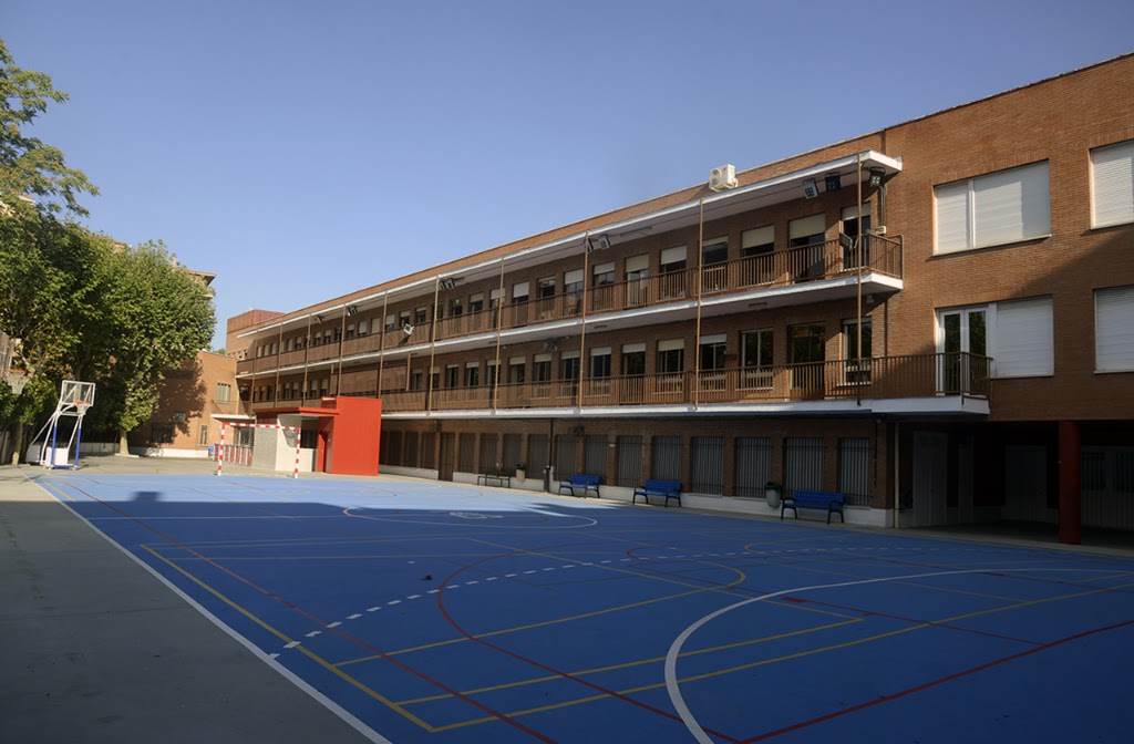 Colegio Nuestra Senora de las Victorias — Del propietario