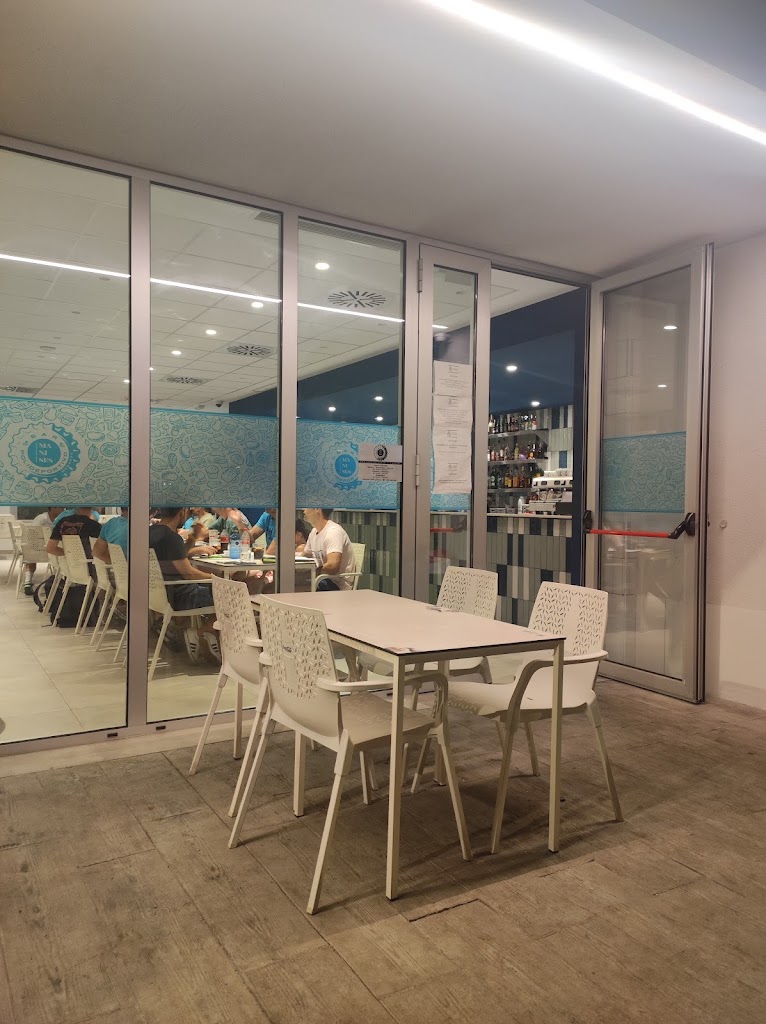 Bar Polideportivo Manises — Ambiente