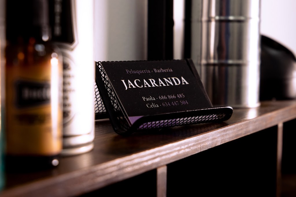 Jacaranda Peluqueria y Barberia en La Linea de la Concepcion, Cadiz | Corte, Estilo y Productos Veganos