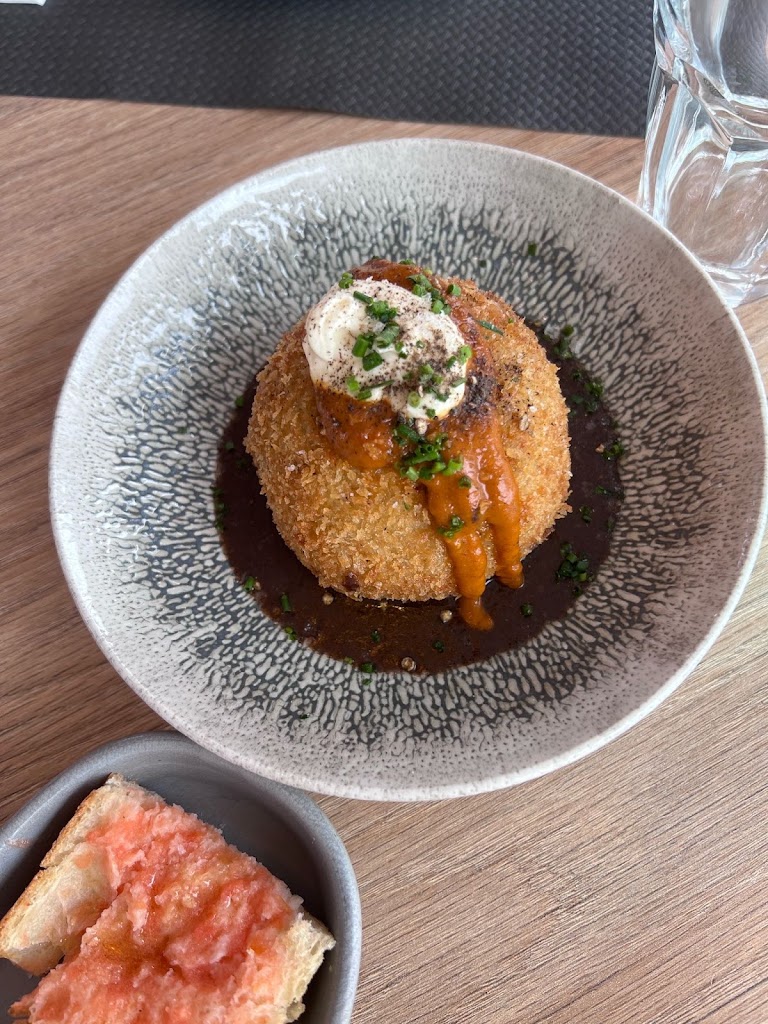 La Suelta Badalona — Comida y bebida