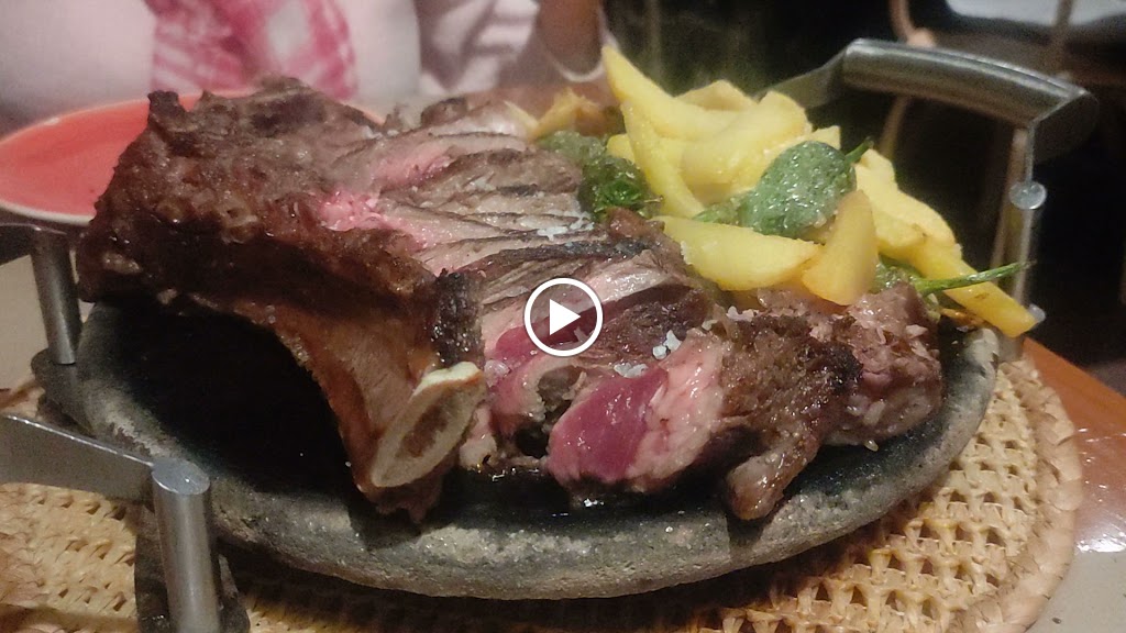 Zaka Restaurante — Videos
