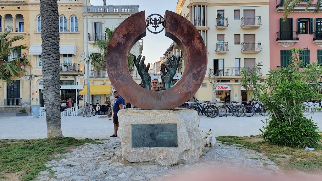 Escultura en homenatge a Facundo Bacardi Masso