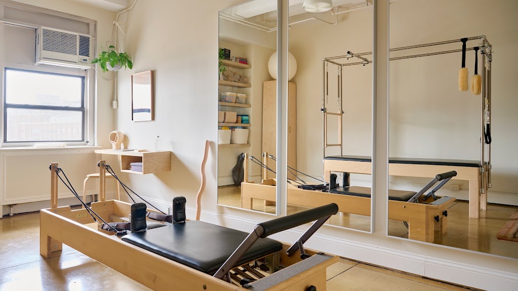  Lindzay Kile Pilates