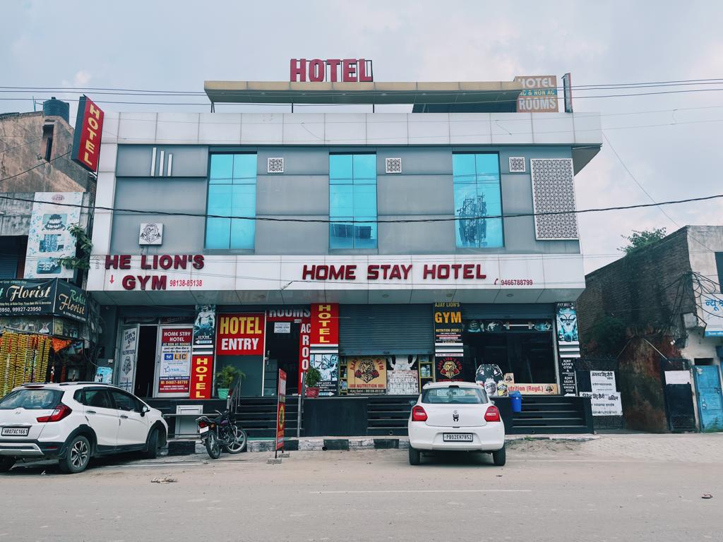 Home Stay Hotel