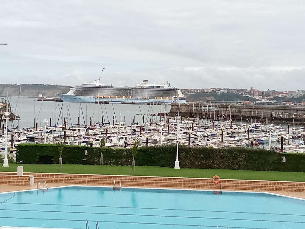 Piscinas municipales Santurtzi