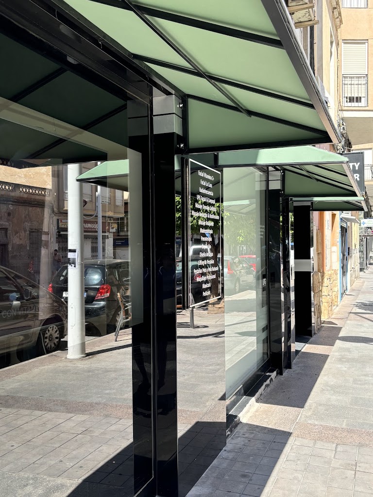 Maria Radu Beauty — Exterior