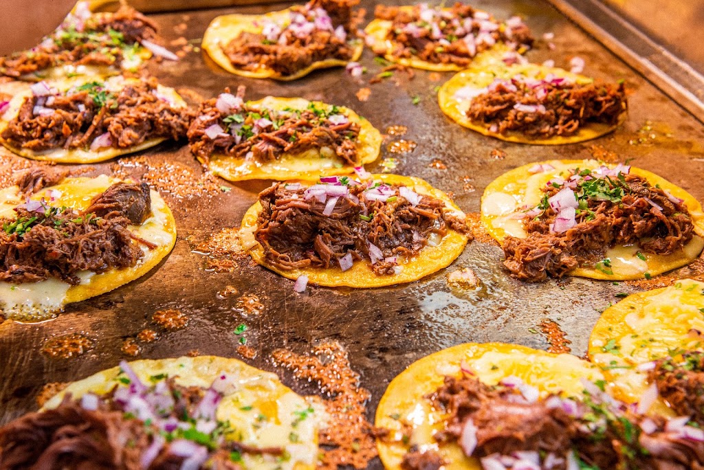 Birrieria Dos Coyotes - Sant Cugat — Comida y bebida
