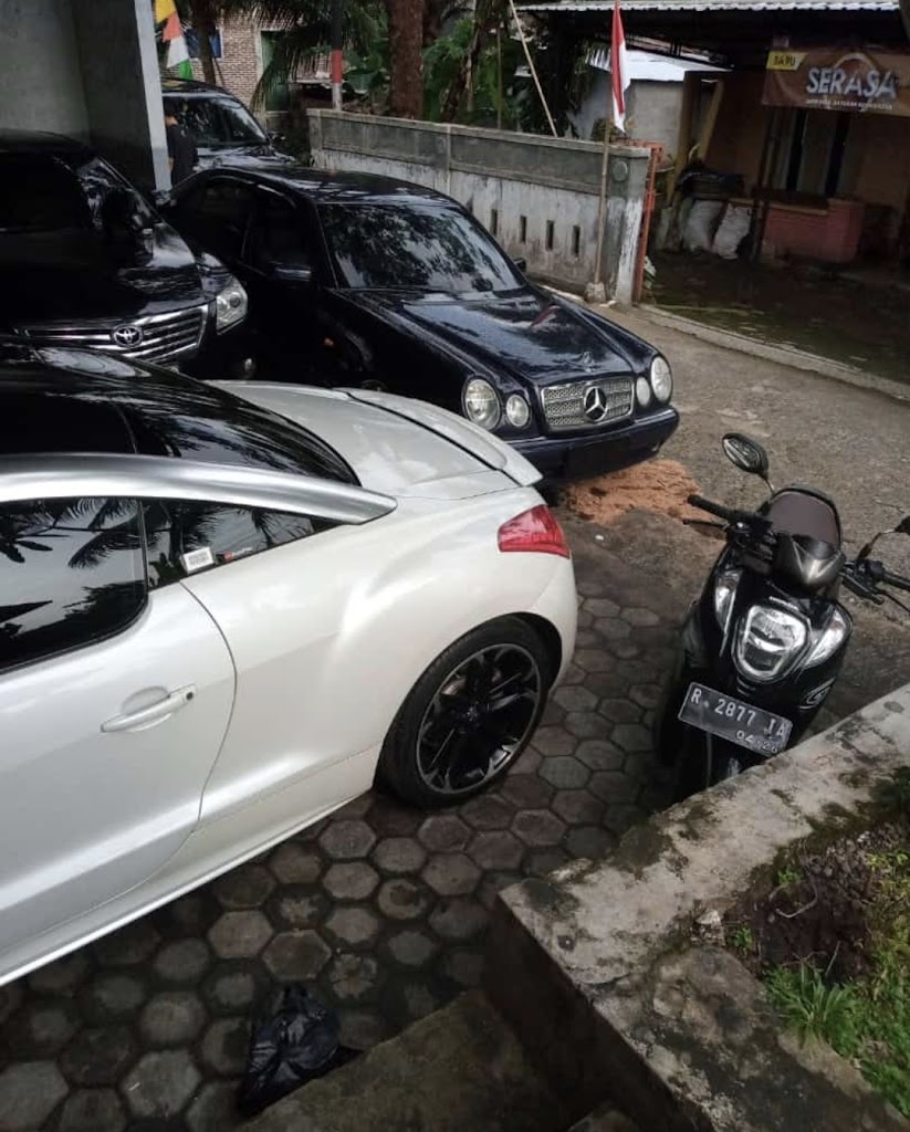 bengkel mobil CAHYA MOTOR