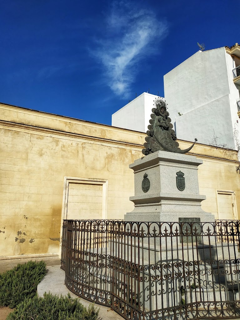 Monumento A La Virgen Del Rocio