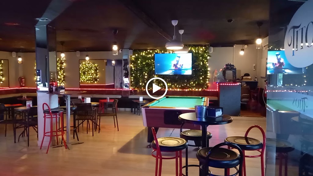 Bar De Copas Tito's Coslada — Videos
