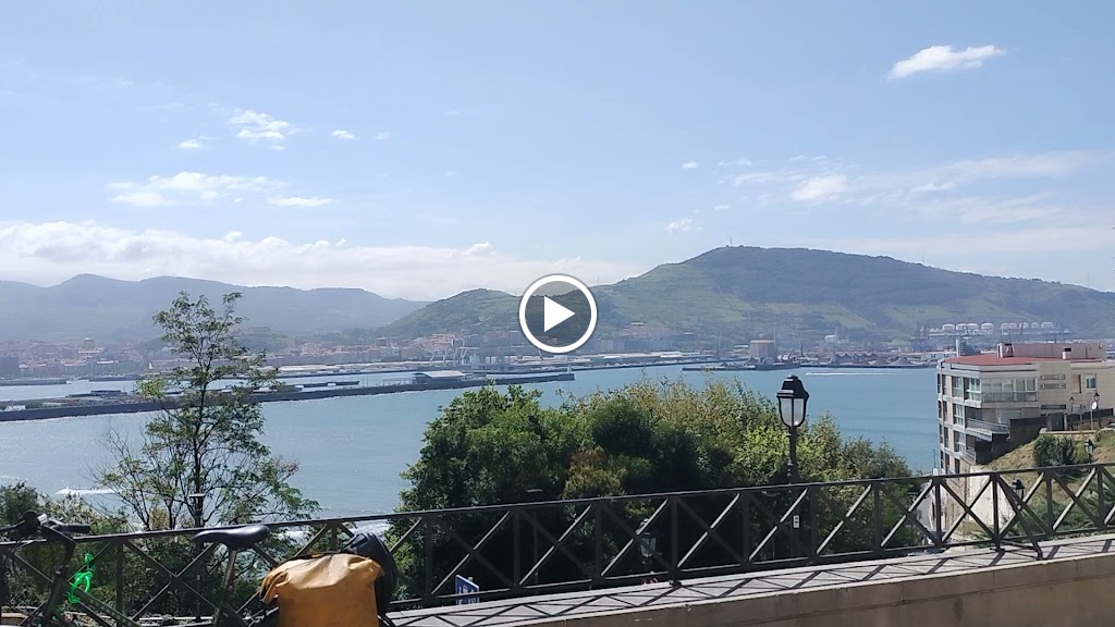 Bar restaurante Satistegi Jatetxea — Videos