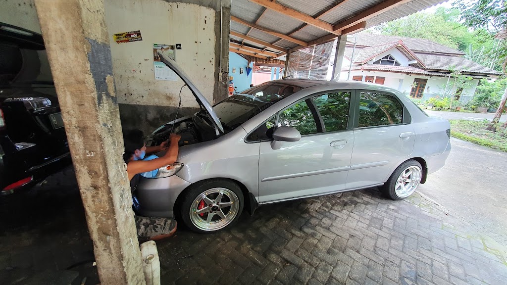 57 Auto Service Mobil