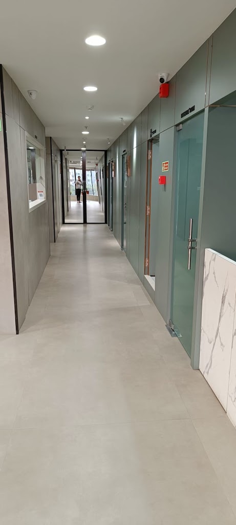 Dr. Cure And Care Hospital Althan Surat