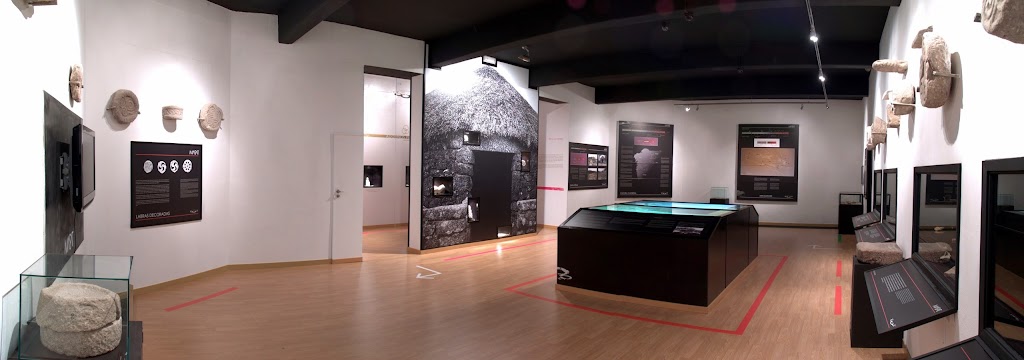 Museo Arqueoloxico Monte Santa Tegra (MASAT)
