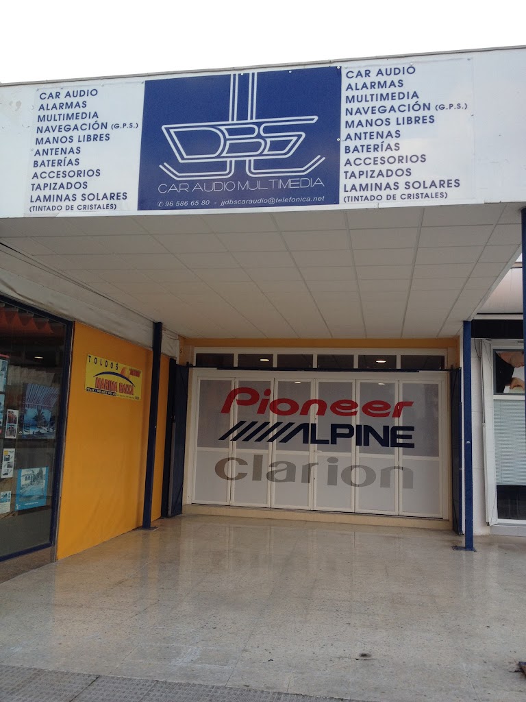 JJ DBS C.B. — Exterior