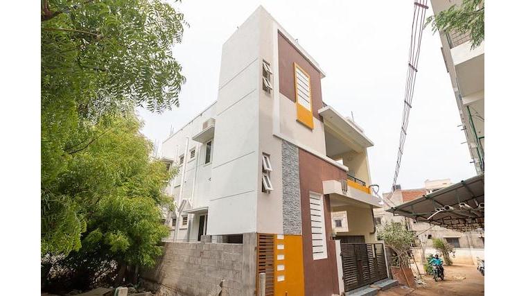 Oyo 39793 Leshmi Residency