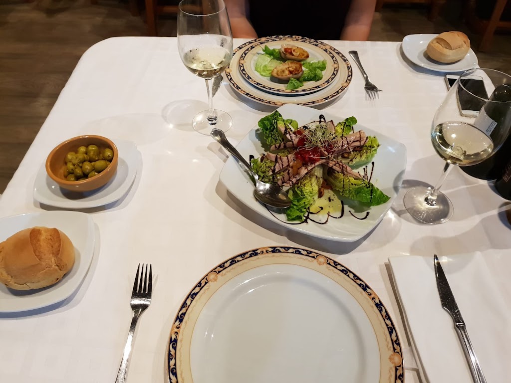 Restaurante Rincon de Emilio — Comida y bebida