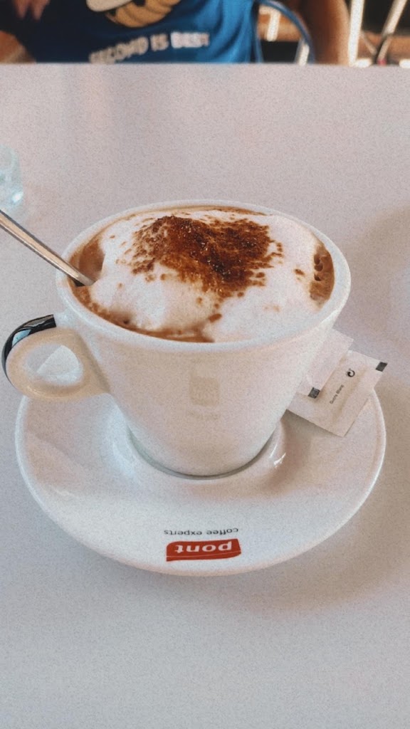 Pitu's Coffee — Comida y bebida
