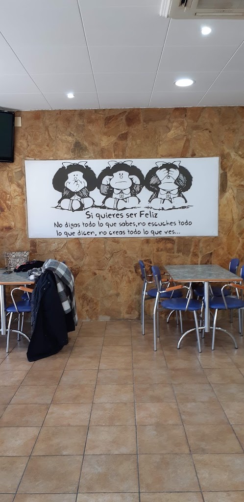 Bar Cafeteria My Friend — Ambiente
