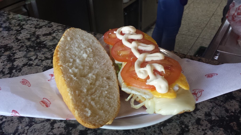 Bar el Chiche — Comida y bebida