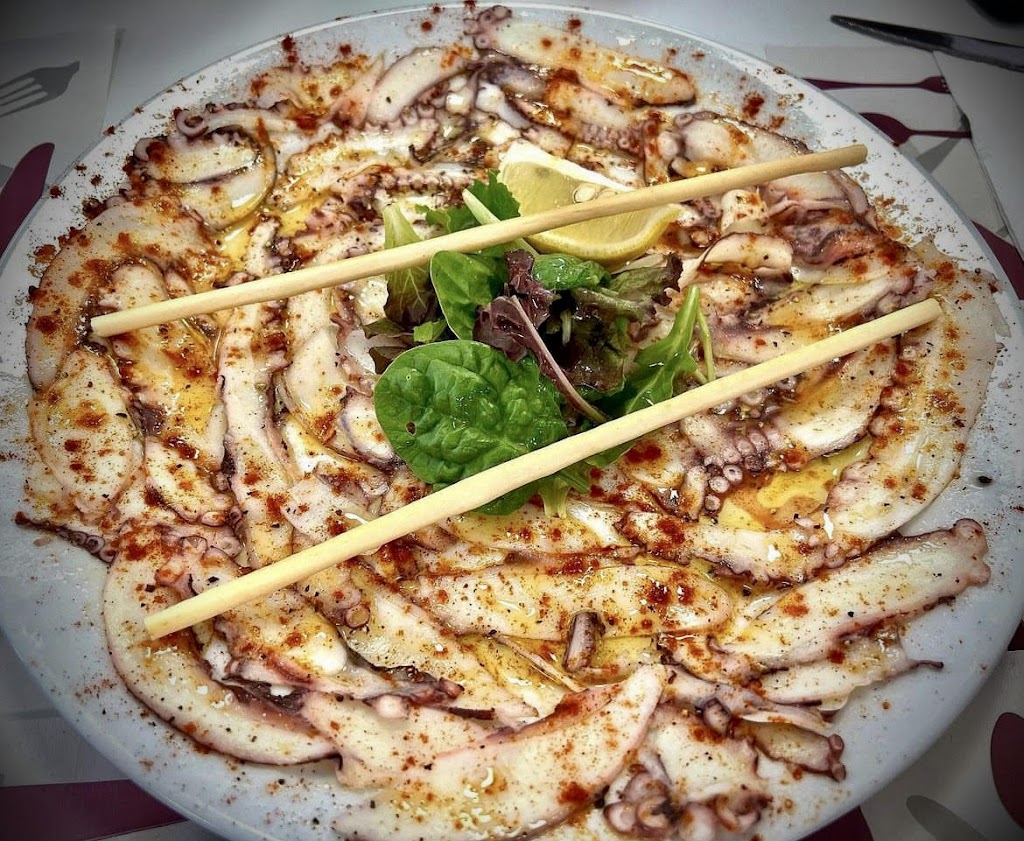 Restaurante Club de Tenis Vila-real — Comida y bebida