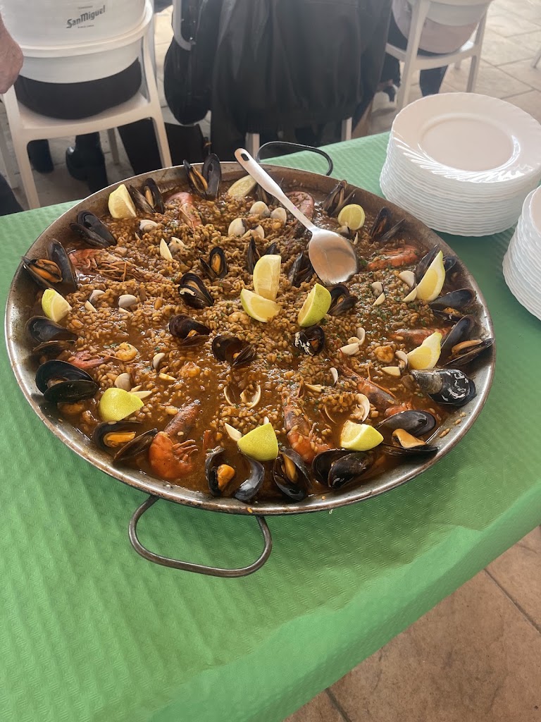 Restaurante Can Ximelis — Comida y bebida