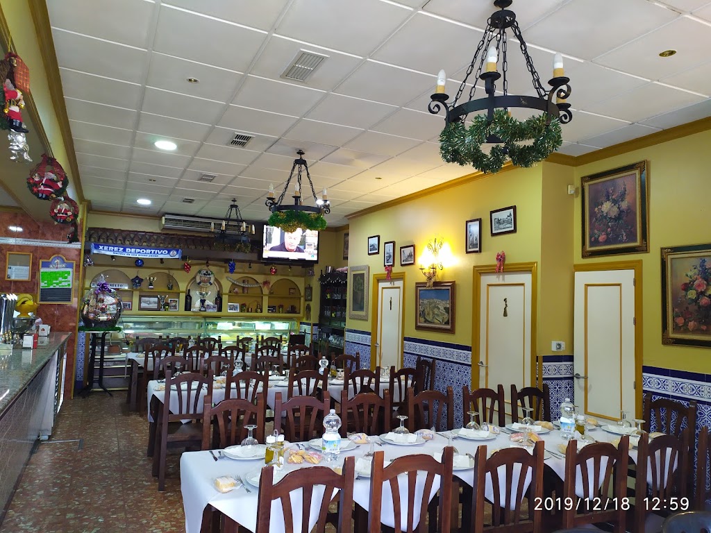 Bar Restaurante Casa Emilio — Ambiente