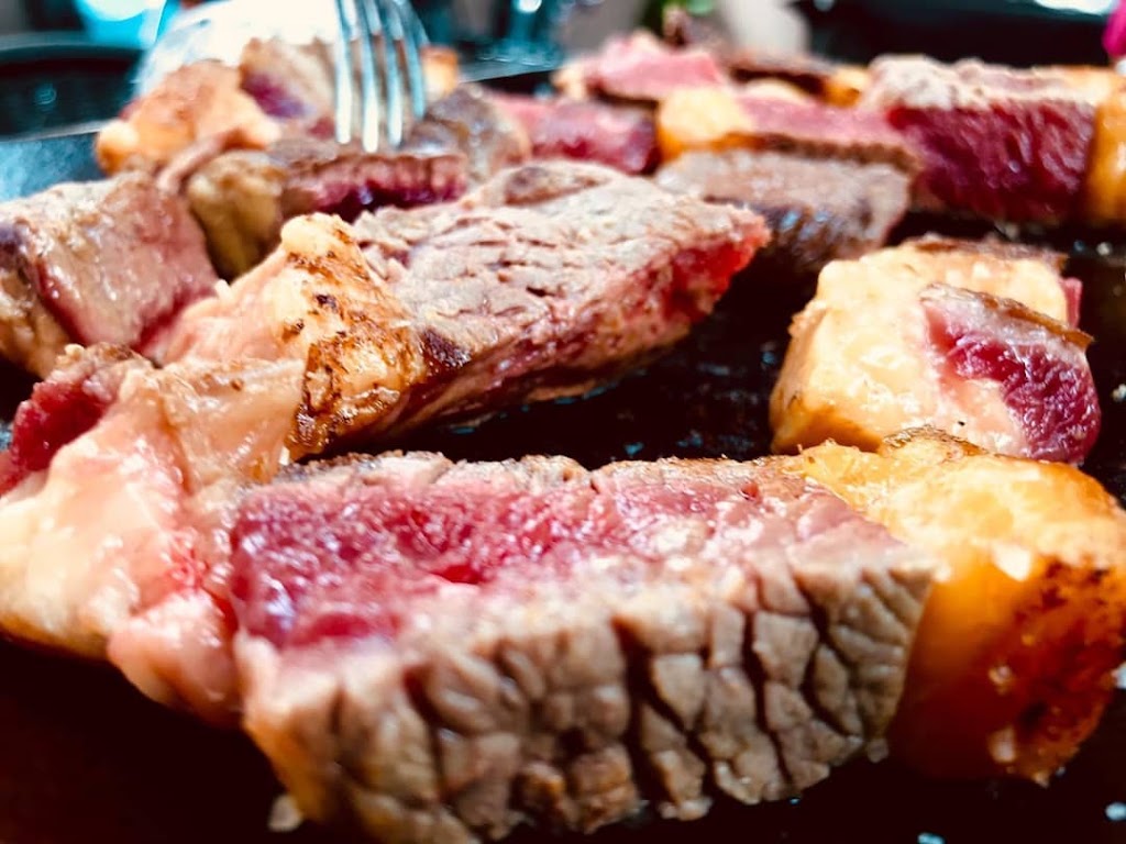 Restaurante Casa Rafa — Comida y bebida