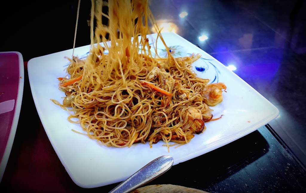 Restaurante La Paz II — Comida y bebida
