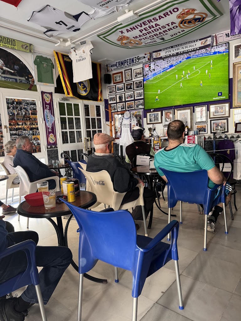 Pena Madridista Picobarro — Ambiente