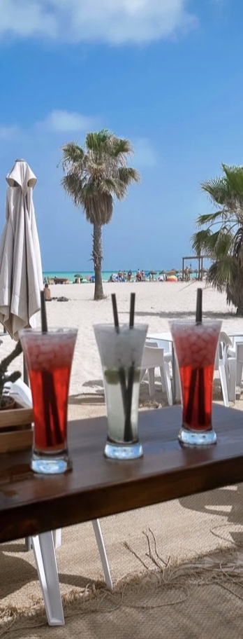 Garabatto Beach — Comida y bebida