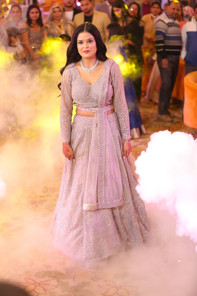 Anmol Pal Best Makeup Artist Best Hairartist Best Freelance Makeup Artist In Meerut