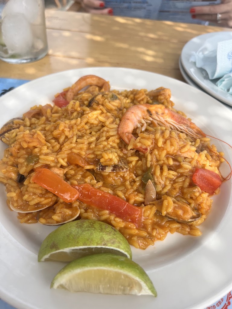Chiringuito Guayaba Beach — Paella
