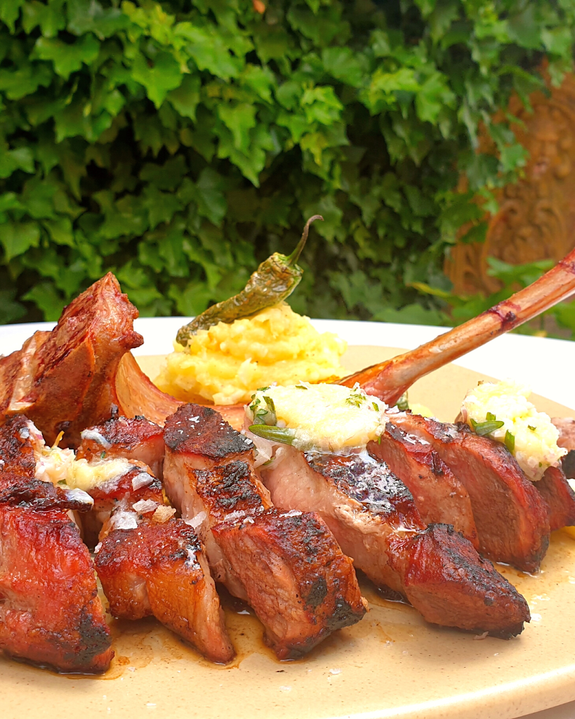 Restaurante La Alqueria de La Vega — Comida y bebida