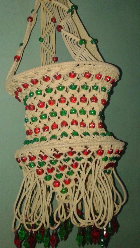 Pari Beauty Parlour Macrame Art
