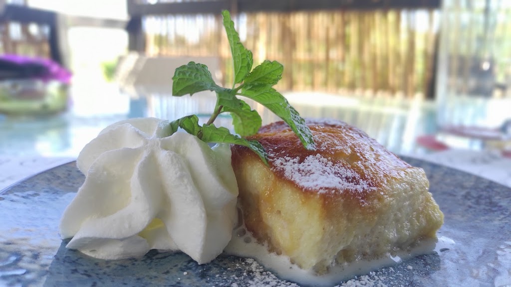 El Tou Oliva — Comida y bebida