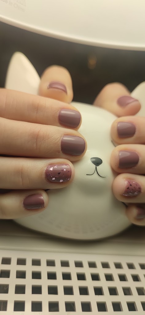 ELIT ESTETIC - Manresa — Manicura