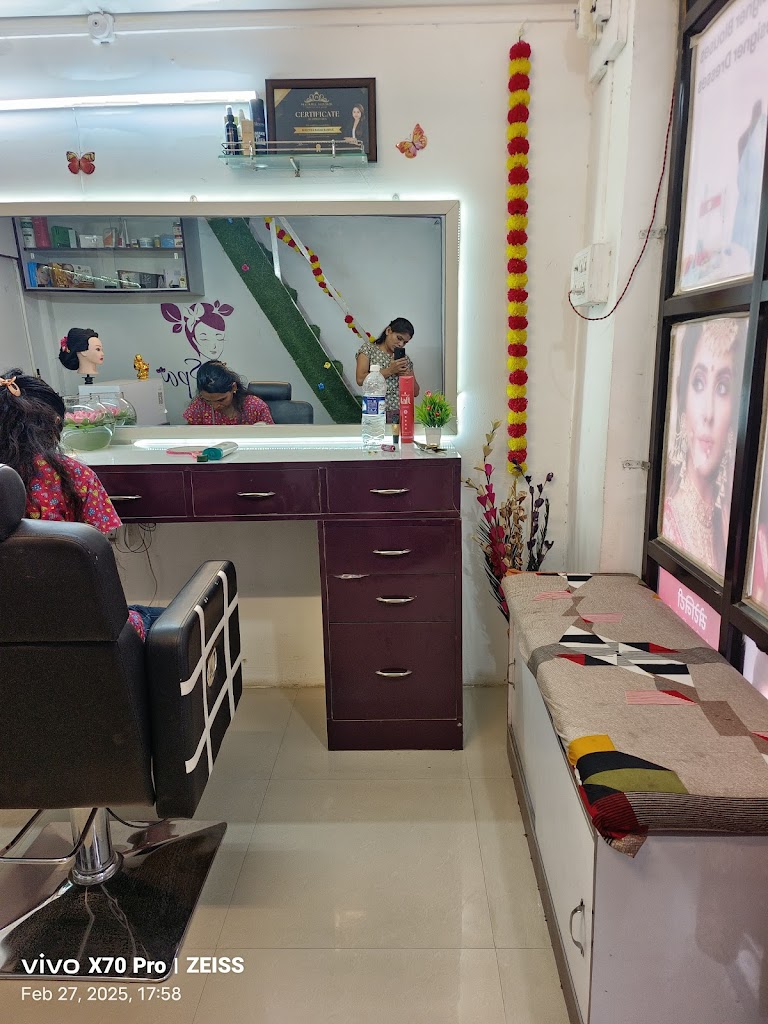 Sk Makeup Studio Academy