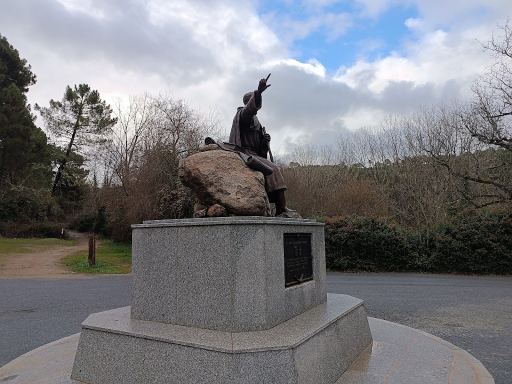 Monumento San Pedro de Alcantara Peregrino