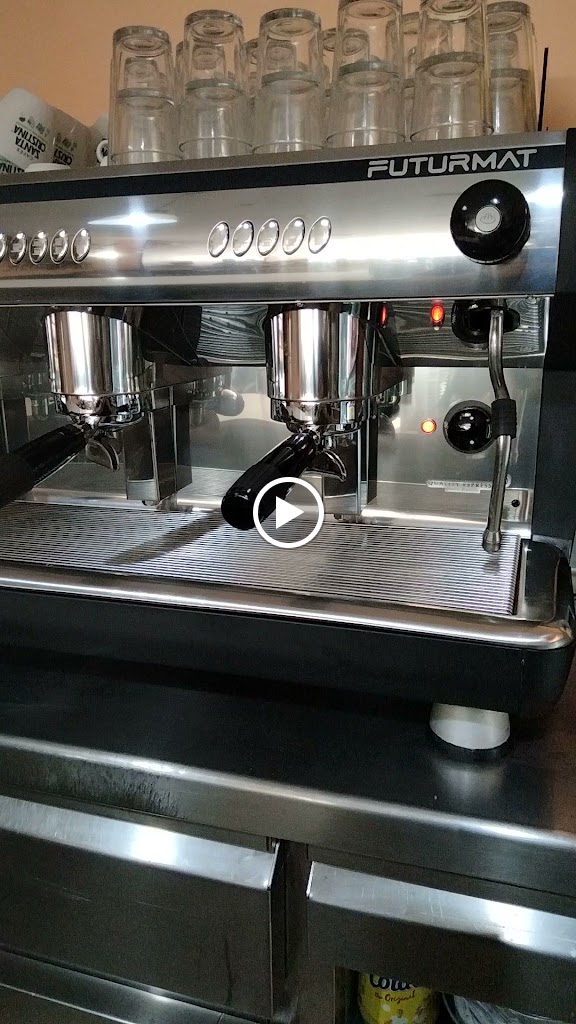 Cafeteria Heladeria Juanito — Videos