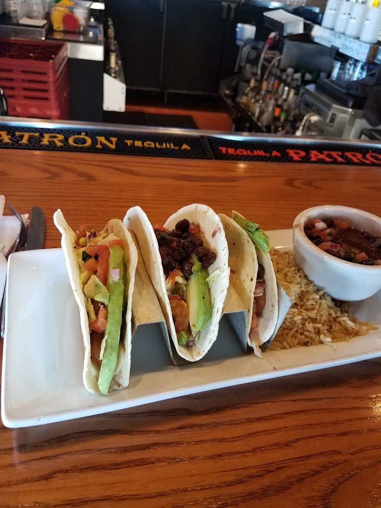  Boathouse On The Bay