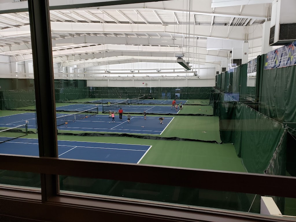  Tam Tennis & Fitness