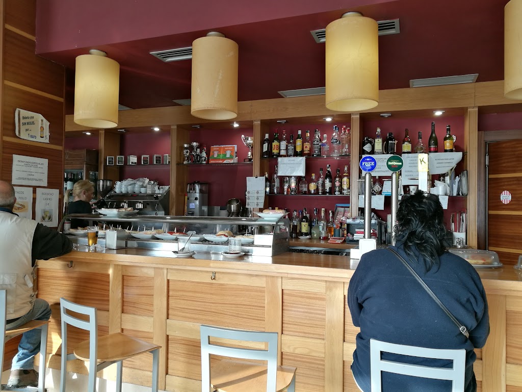 Taberna Harri Lutxana Barakaldo — Ambiente