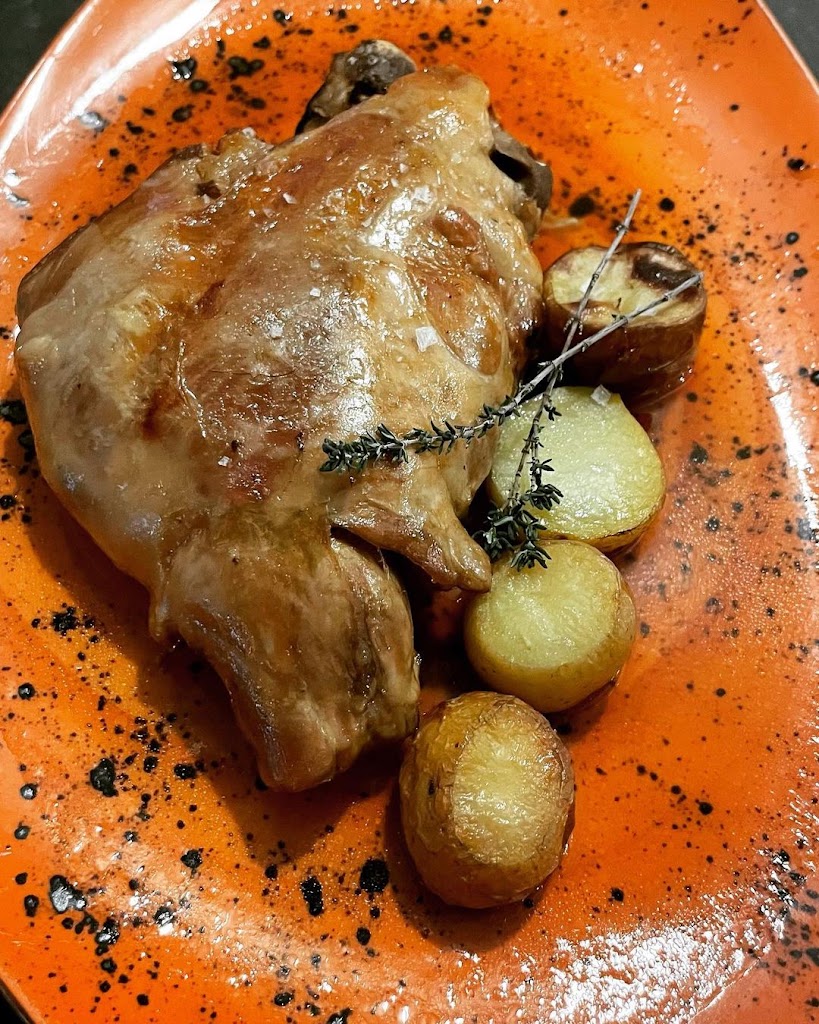 Al Plato Maria - Restaurante Villafranca del Castillo — Comida y bebida