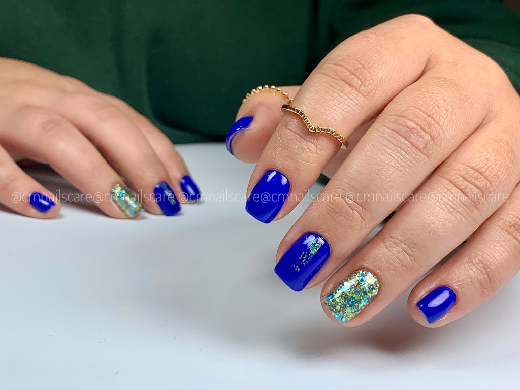 CM nails — Una