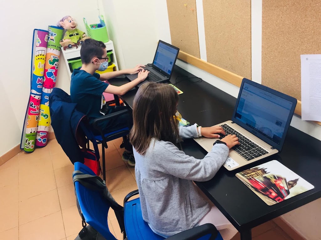 Centro de Estudios Quijote — Del propietario