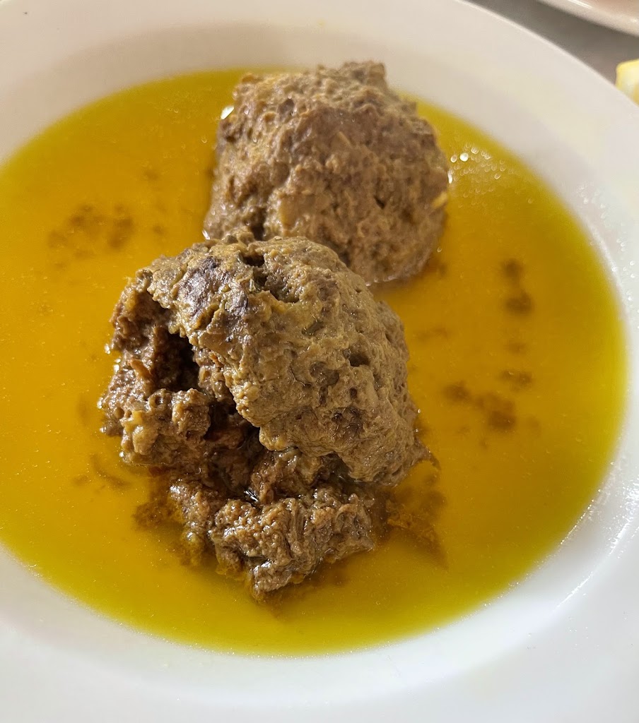 El Nuevo Cocodrilo — Comida y bebida