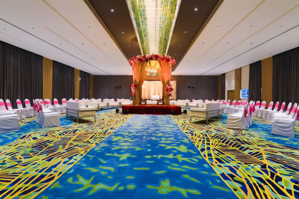 Geeta Lawns And Resort