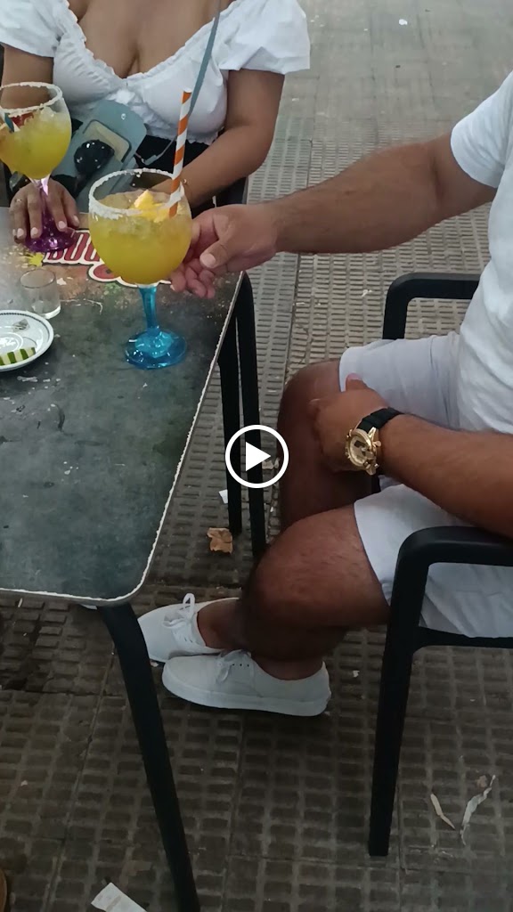 Bar restaurante Los Caramelitos brunch — Videos