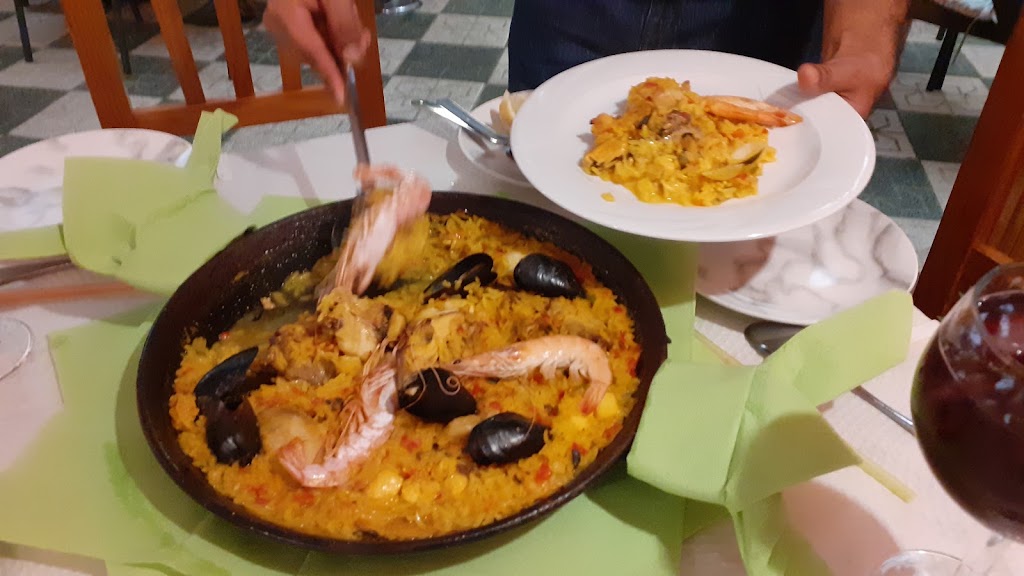 Bar Restaurante La China — Paella